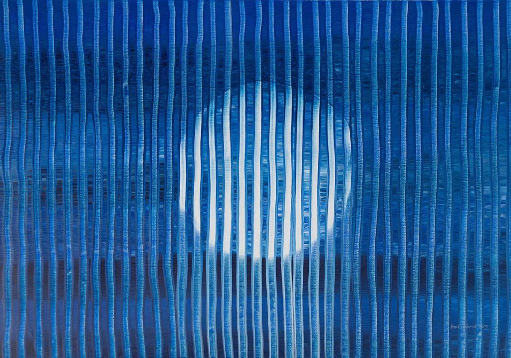 Rosella Namok Full Moon